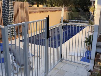 Aluminium Pool Fencing (1)