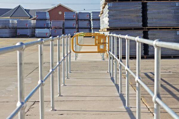 Industrial Metal Handrails and Steel Balustrades