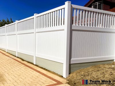 Combo PVC fencing with retaining