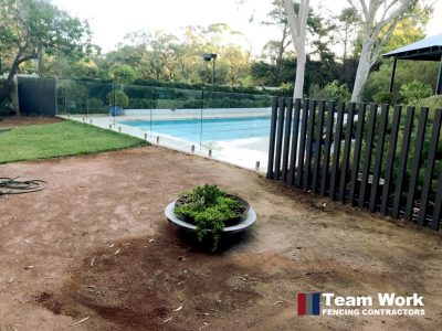 Custom free standing square pool fence design and installation in Perth WA