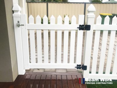 New English Flat PVC Fencing and Gate Installation in Perth, WA